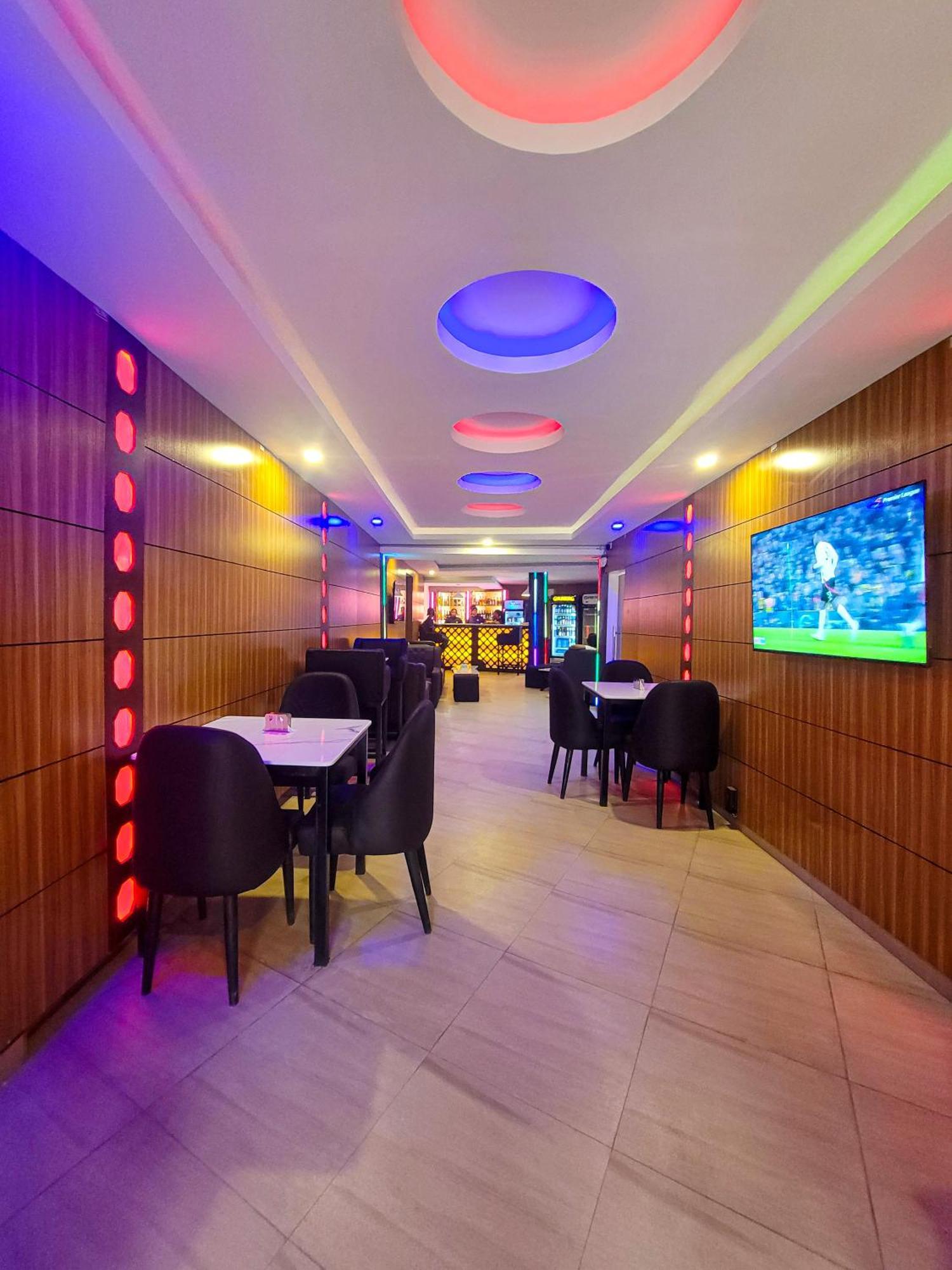 Presken Hotels Alade Avenue Икеджа Екстериор снимка