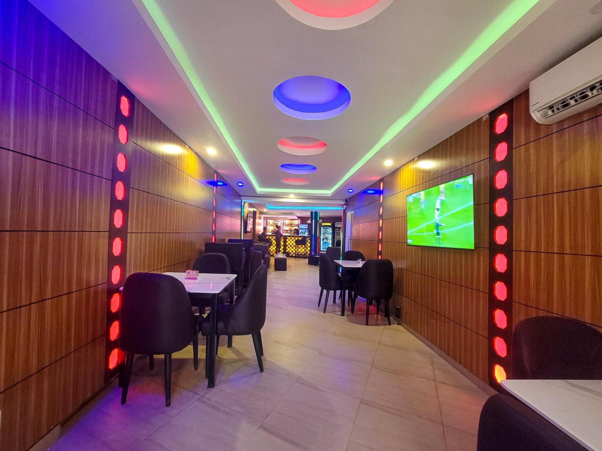 Presken Hotels Alade Avenue Икеджа Екстериор снимка